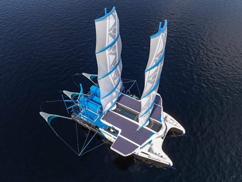 Das Segelboot Manta der Organisation Seacleaners von oben