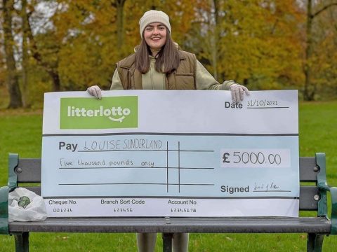 Litterlotto: litterlottos Profilbild litterlotto We’re so happy to be launching LitterLotto in the UK and to introduce our first jackpot winner…Louise Sunderland! Congratulations Louise on your £5000 win.